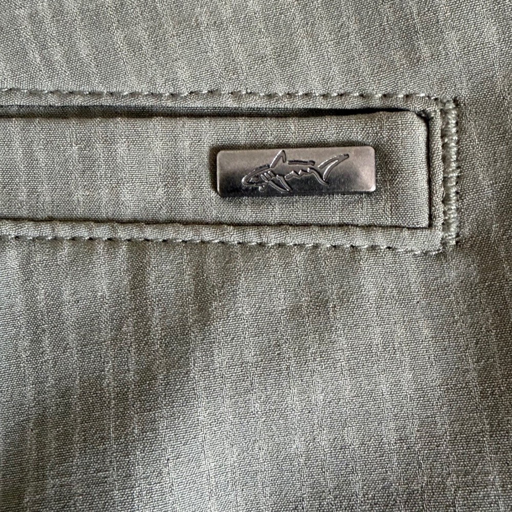 Greg Norman Mens Olive Green Micro Grid Performance Golf Shorts Size 40 - Picture 12 of 12
